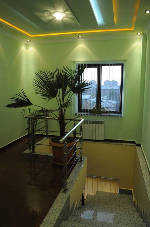Hotel Apollon Yerevan Exterior photo