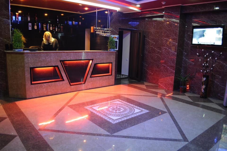 Hotel Apollon Yerevan Exterior photo