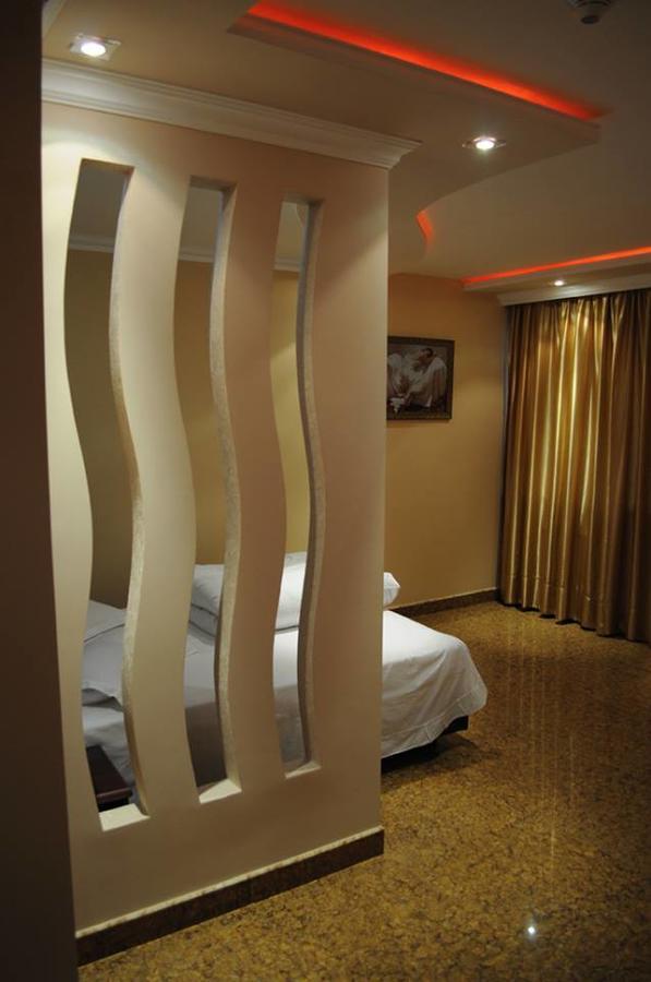 Hotel Apollon Yerevan Exterior photo